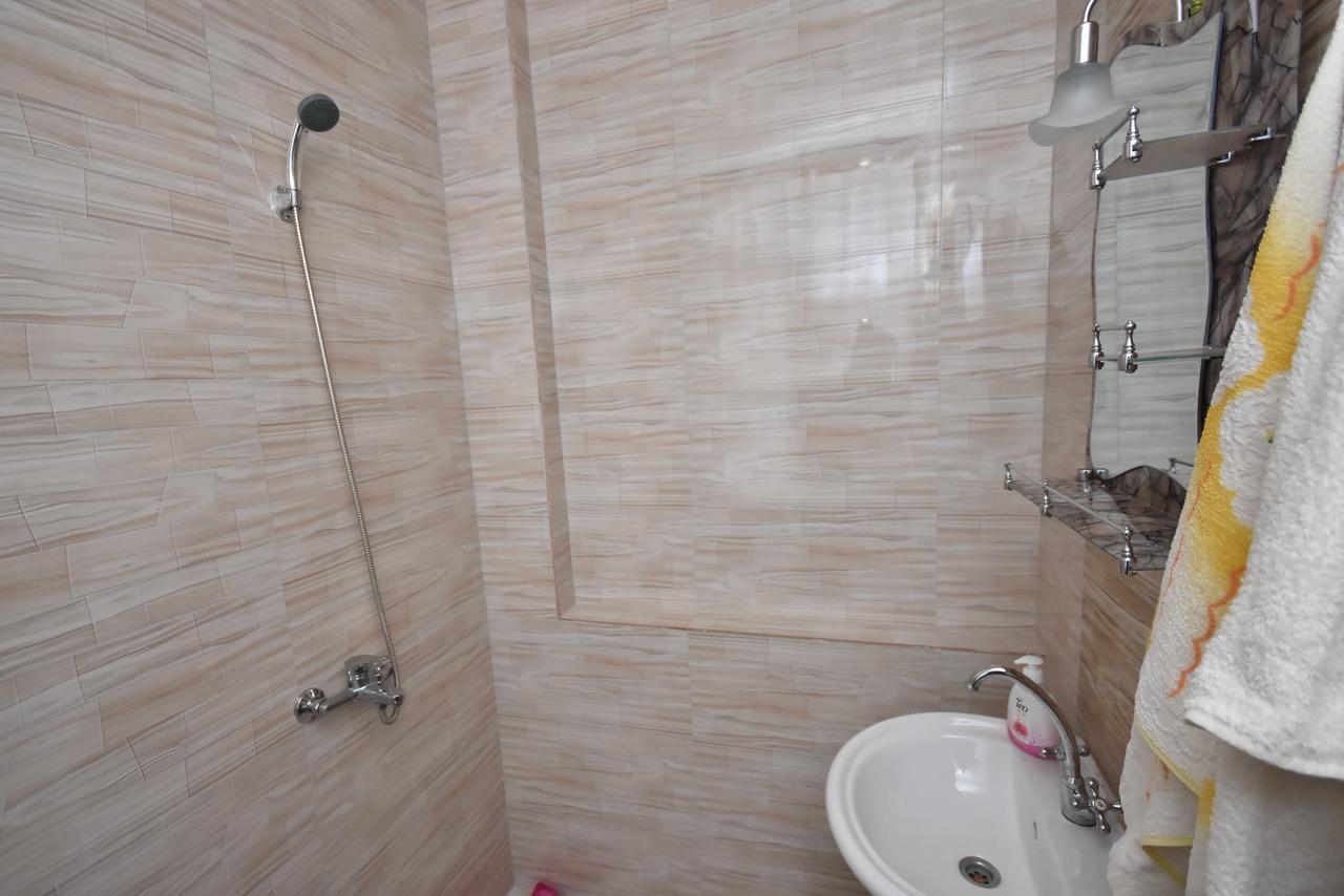 Shorena'S House Zugdidi Bagian luar foto