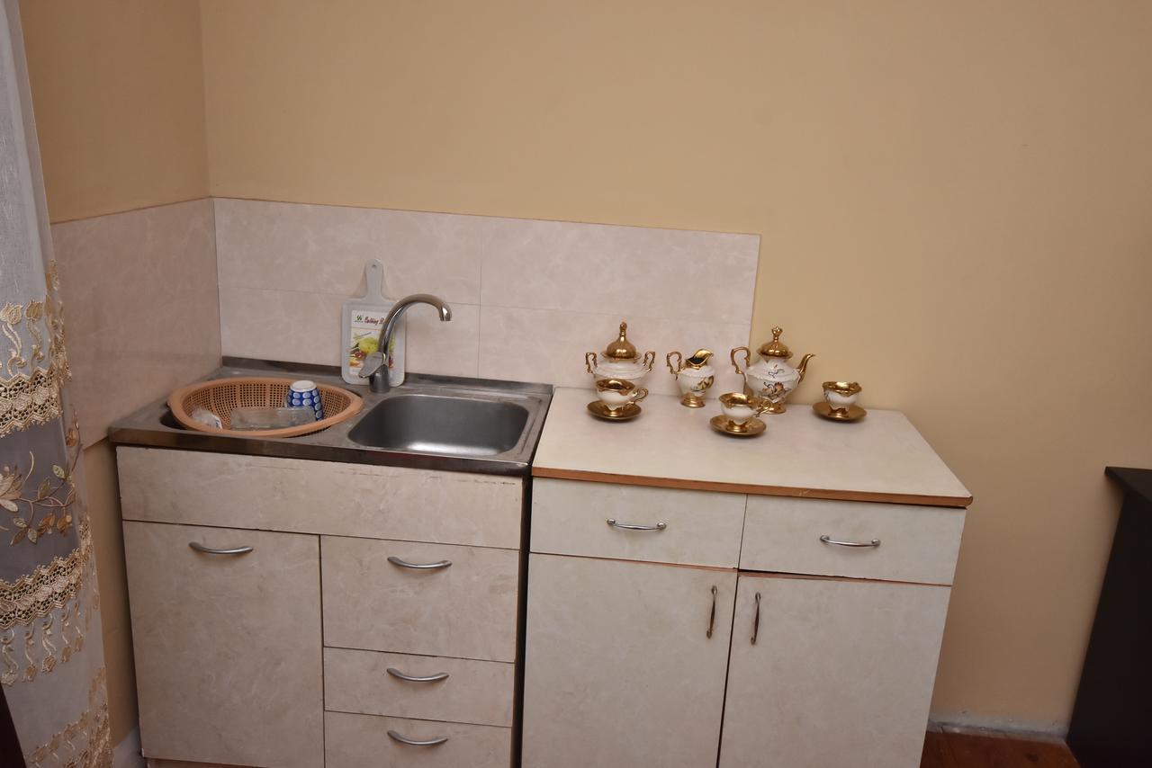 Shorena'S House Zugdidi Bagian luar foto